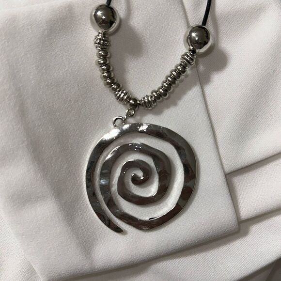Silver Tone Whirl Statement Pendant & Beads Jute Necklace - Picture 5 of 6